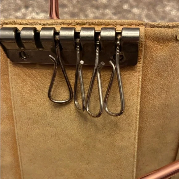 CHANEL Tan Suede Mini Wallet Stars & Hearts VINTAGE Key Holder - Picture 7 of 9